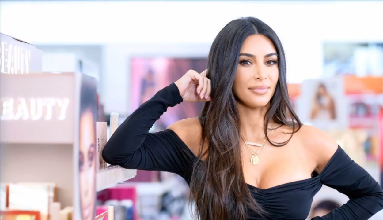 Kim Kardashian se confie sur son poids et ses complexes