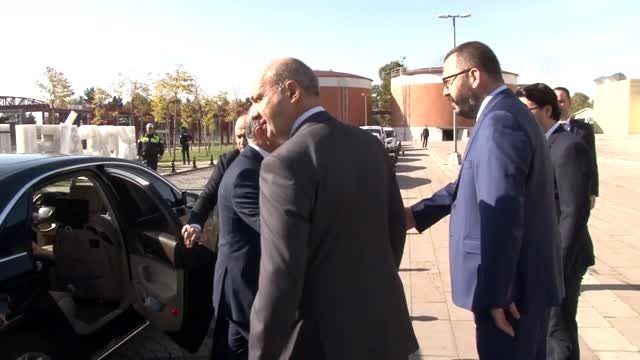 Cumhurbaşkanlığı Savunma Sanayii Başkanı İsmail Demir, Bilim Merkezi'ni ziyaret etti