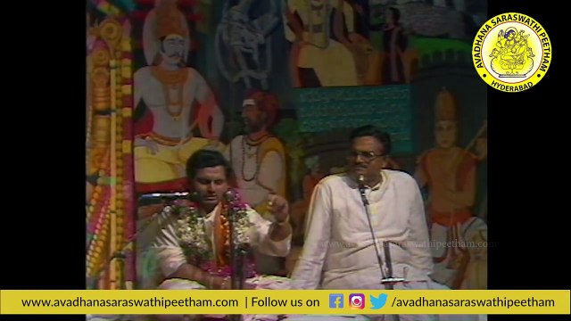 Naxalites పై అద్భుతమైన పాట పాడిన ద్విసహస్రావధాని | Madugula Nagaphani Sharma | K Viswanath