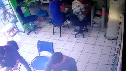 Sivil polis, soygunu önlemeye çalışırken vurularak öldü