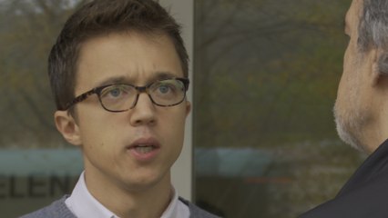 Errejón pide "cerrar la puerta" a Vox "mandándole a la oposición"