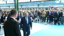 Ulaştırma Bakanı Turan: 'Bakü-Tiflis-Kars demiryolu hattı Çin ile Türkiye arasındaki yük taşıma süresini bir aydan 12 güne Marmaray'ın bu hatta entegre olmasıyla Uzak Asya ile Batı Avrupa arasındaki süreyi 18 güne düşürmüştür.'