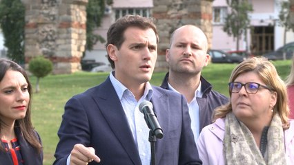 Rivera: Puigdemont será "juzgado" en España "a pesar de Sánchez e Iceta"