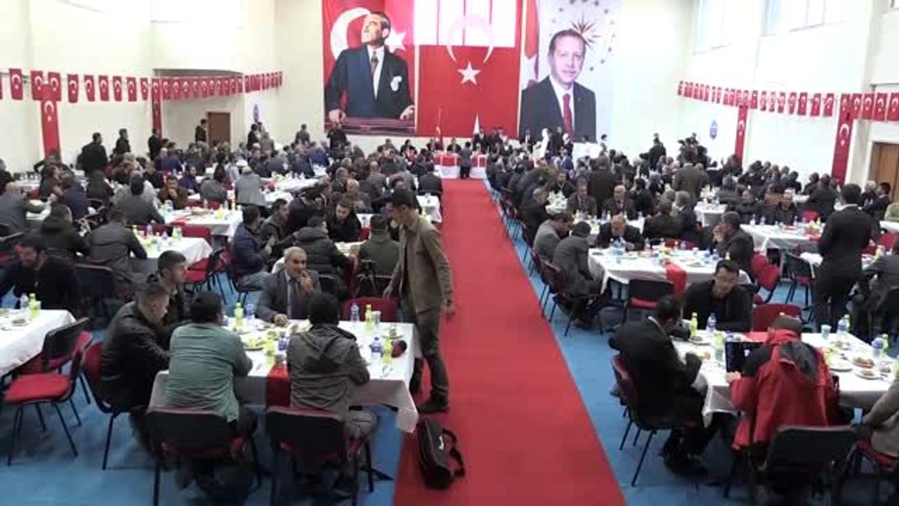 Bakan Kurum: "Devletin gönderdiği paraları dağa gönderdiler"