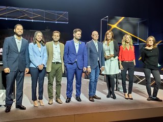 Tertulia de Federico: El PSC suplica a ERC el apoyo en TV3