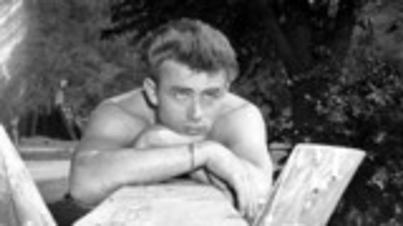 James Dean Posthumously Cast in Vietnam War Action-Drama | THR News