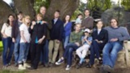 ATX TV Festival Sets Up 'Parenthood' Reunion | THR News