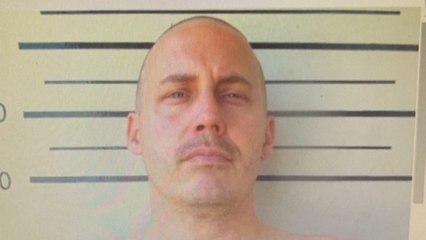 US fugitive in Thailand shoots wife and himself after police discover their hideout