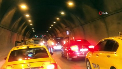 İstanbul’da asker konvoyu çileye döndü