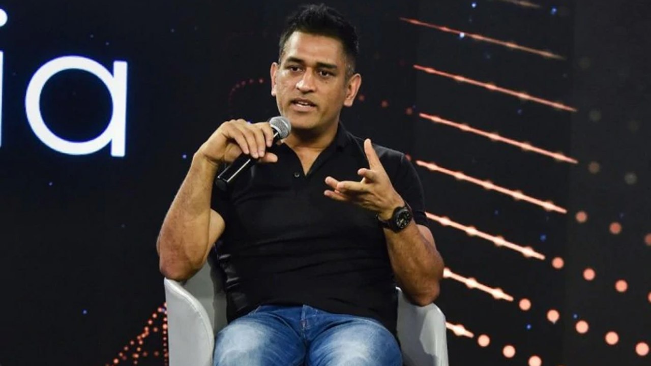 India vs Bangladesh 2019 : Dhoni Unlikely To Commentate In Day-Night Test At Eden Gardens