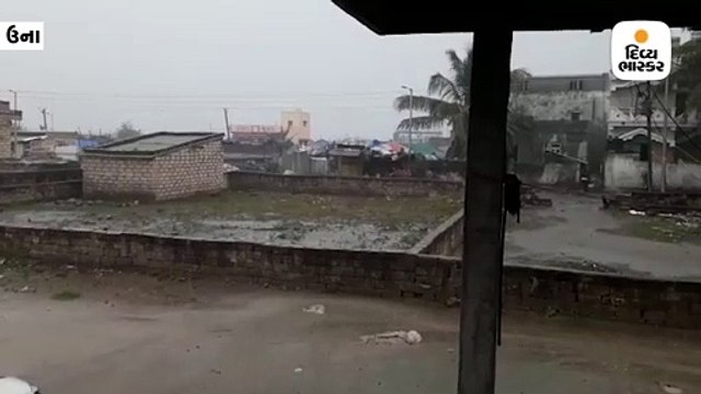 સૌરાષ્ટ્રના મધદરિયે પવન ઘુમરી મારતો હોય તેવો વીડિયો સામે આવ્યો