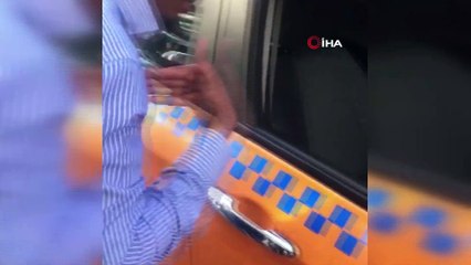 Taksicinin telefonunu unutan turistten 150 lira aldığı iddiası