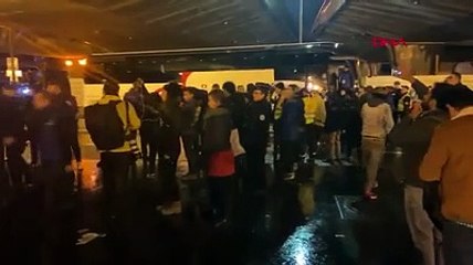 Fransız polisi, Paris’teki mülteci kampını boşalttı