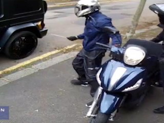 لقطة: كرة قدم: الشرطة تنشر لقطات فيديو موثّقة لمحاولة سرقة اوزيل وكولاسيناك