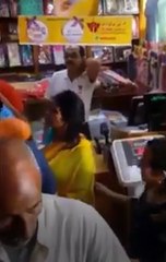 நான் இப்போ செலிபிரிட்டி.. என்னை எப்படி தொட்டு பேசலாம்