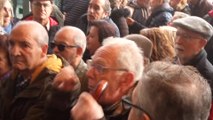 Militantes protestan por no poder entrar al mitin de Iglesias en Bilbao