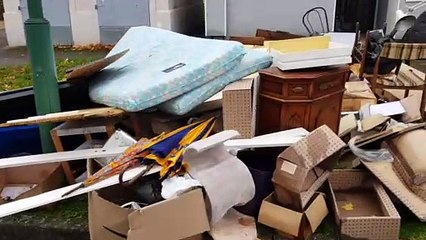 Des tonnes d'encombrants évacués chaque semaine à la déchetterie de Veyziat