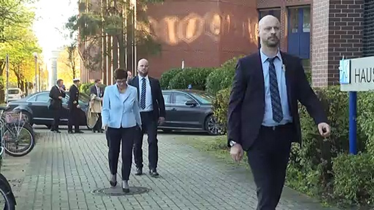 Kramp-Karrenbauer: Bundeswehr soll öfter ins Ausland