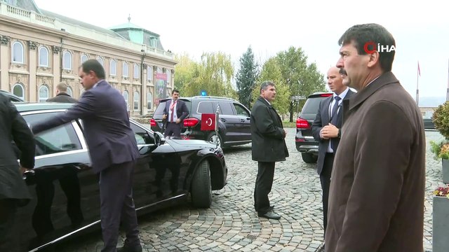 - Cumhurbaşkanı Erdoğan, Macaristan’da- Erdoğan, Macaristan Cumhurbaşkanı Ader’le Görüştü