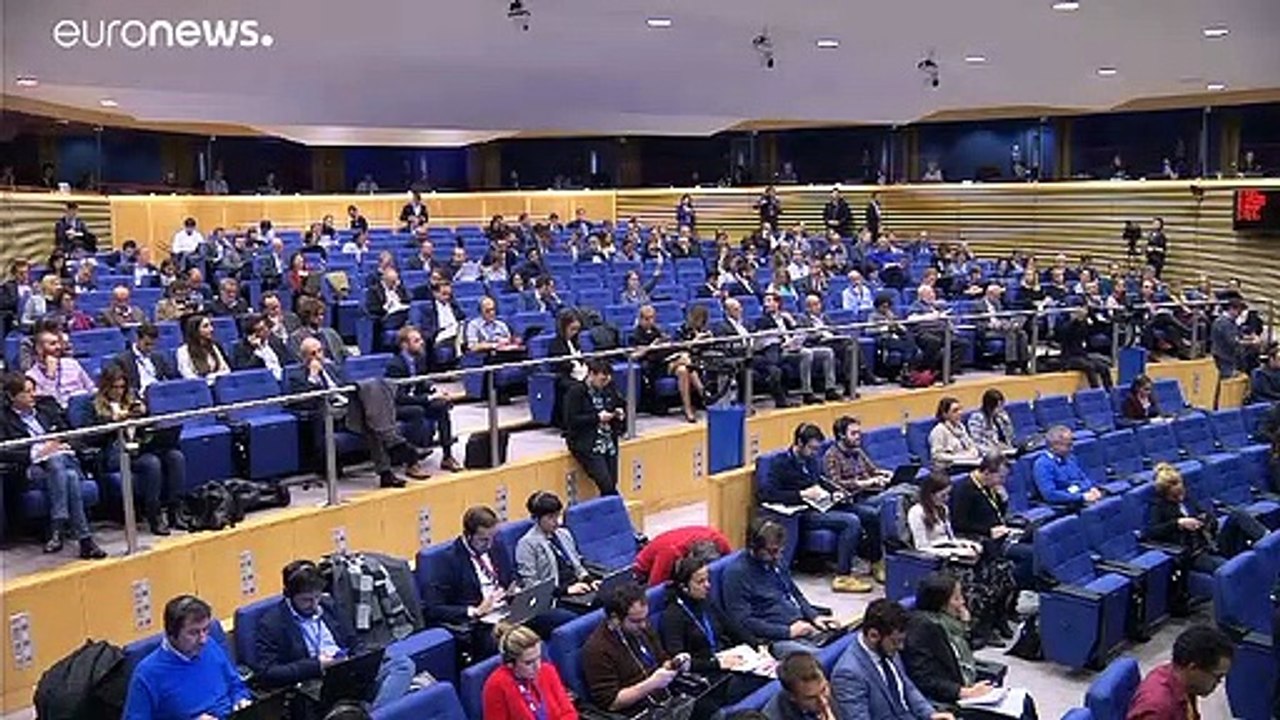 Κομισιόν: Μειωμένη για το 2019, αυξημένη για το...