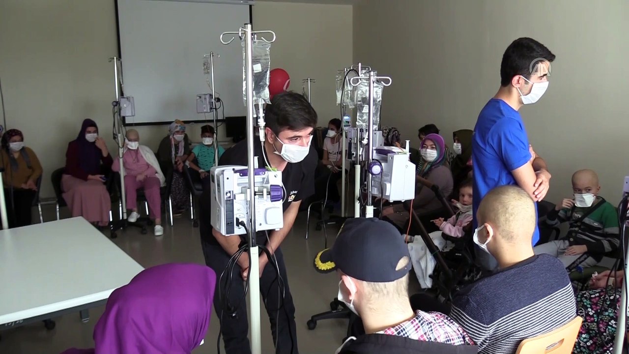 Lösemiyi yenen gençler hastalara umut oluyor - KAYSERİ