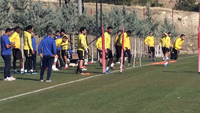 Yeni Malatyasporlu futbolcular galibiyete odaklandı - MALATYA
