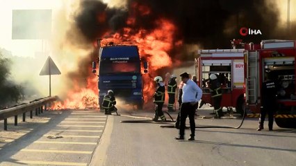 Suriyeli çocuklara oyuncak götüren tır alev alev böyle yandı