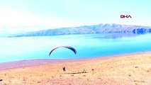 Tunceli'nin turizm potansiyelini artırmak için 'yamaç paraşütü eğitimi'