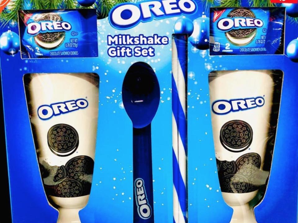 This Oreo Milkshake Gift Set Makes Christmas Shopping Easy