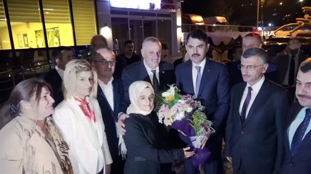 Bakan Murat Kurum, Kozlu Belediyesi'ni ziyaret etti