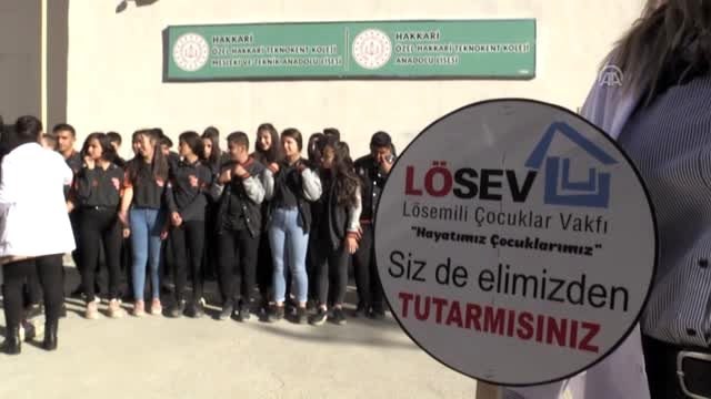 Öğrencilerden lösemili çocuklara destek