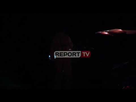 Report TV -Momenti kur grupi i hetimit nxjerr dosjet nga makina e prokurorit Ndoja