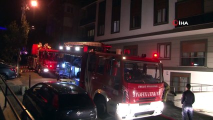 Kapalı otoparkta yanan araç binadakileri mahsur bıraktı