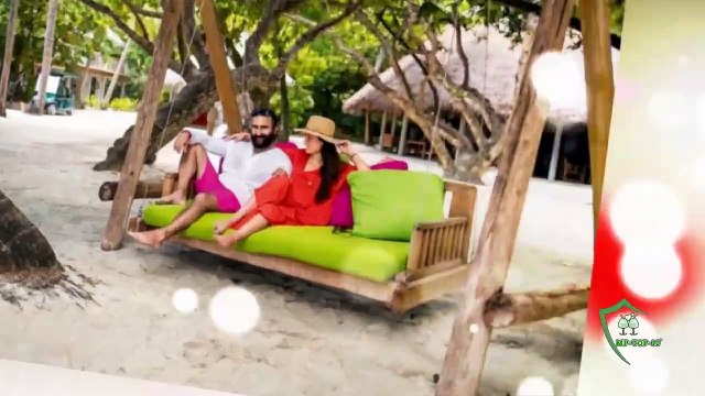 Taimur Ali Khan, Kareena Kapoor Khan and Saif Ali Khan Enjoying holiday in the Maldives
