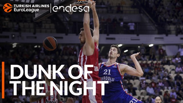 Endesa Dunk of the Night: Nikola Milutinov, Olympiacos Piraeus