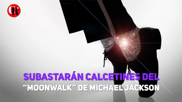 Subastarán calcetines del “Moonwalk” de Michael Jackson