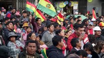 Líder opositor boliviano busca arrinconar a Morales, entre pedidos de diálogo