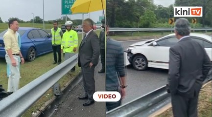 Meskipun hujan, Agong berhenti bantu mangsa kemalangan