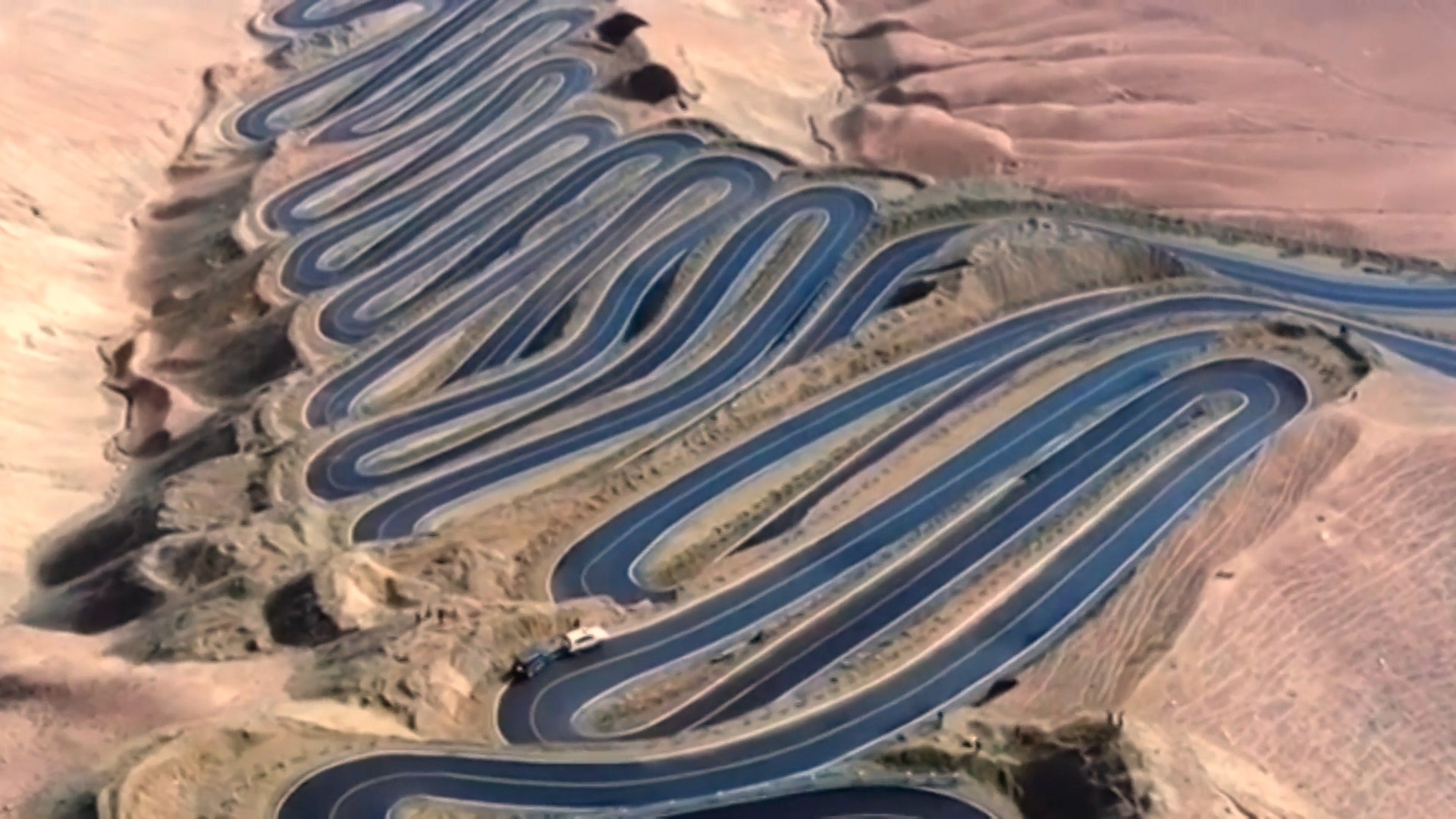 Xinjiang S Long And Winding Road With More Than 600 Hairpin Bends