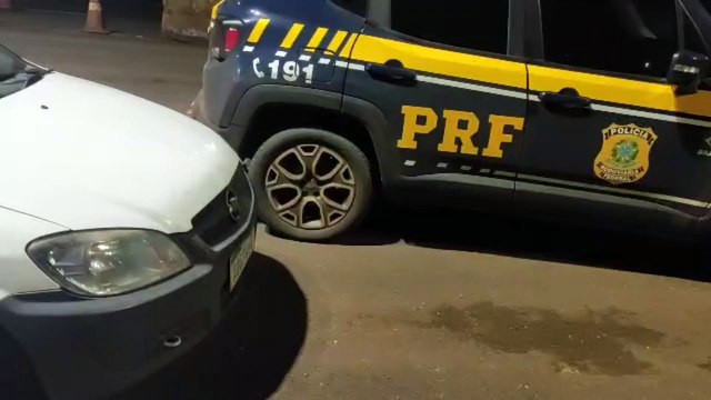 PRF encontra mais de 200kg de maconha em veículo na BR-277