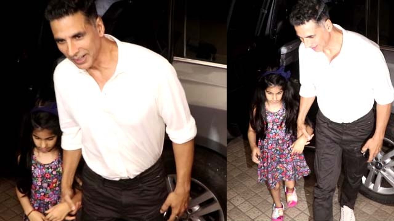 Akshay Kumar enjoys movie date with Nitara; Watch video | FilmiBeat