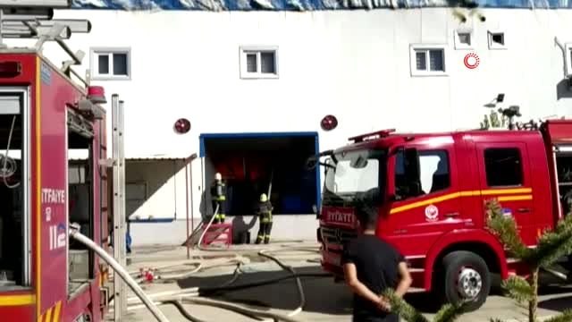 Sivas'ta OSB'de fabrika yangını