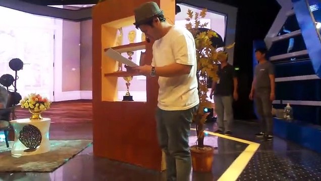 Ogie Diaz, nakigulo sa rehearsals ng MMK Host Auditions sketch!