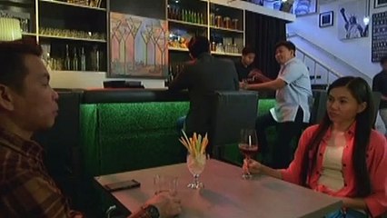 Simon admits that he is falling for Leah