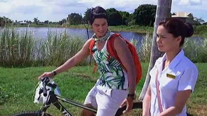 Phil tries to ask Pinang out for a coffee