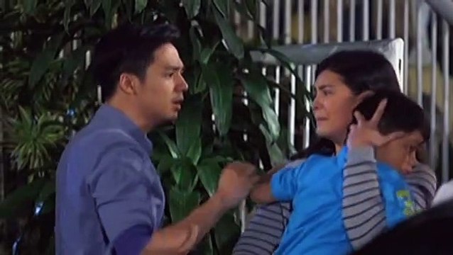 Rham tries to stop Clarisse from leaving