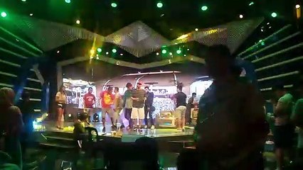 Скачать видео: Silipin ang rehearsals ng pinakabagong teleserye sa hapon, ang “Maging Pangit Ka Man!