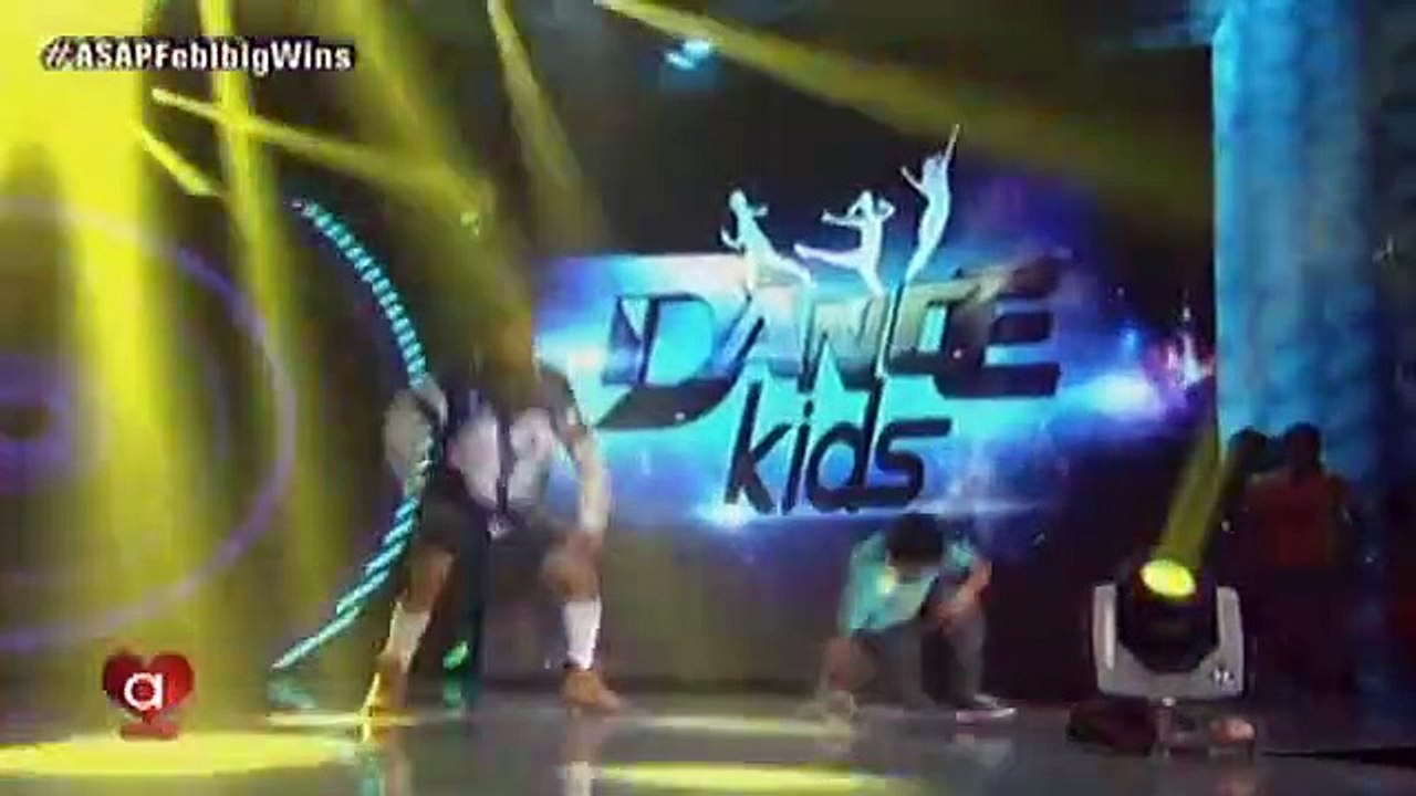 King of the Gil Enrique together with the Dance Kids big winners on ASAP