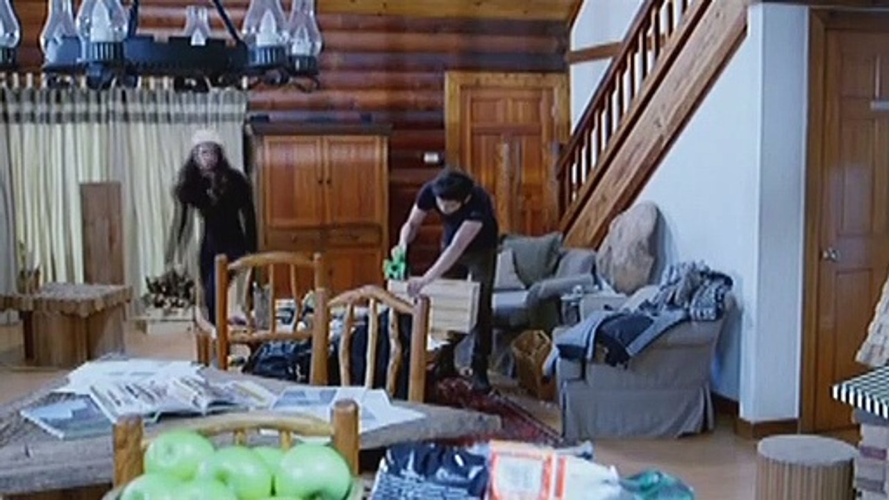 Leah, piniling magpalipas ng gabi kasama si Clark