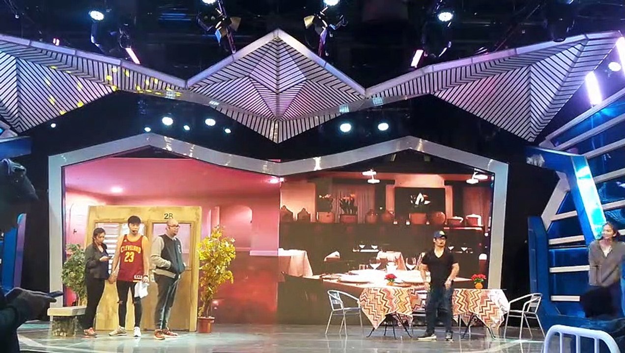 Silipin ang eksklusibong Opening Gag rehearsals ng Banana Sundae!